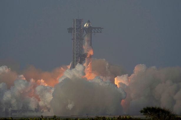 أدى إطلاق اختبار الصواريخ الضخم من SpaceX إلى انفجار آخر