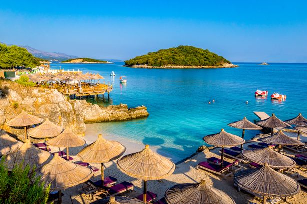ساحل paradisiacal هو مجرد رحلة رخيصة لمدة ثلاث ساعات بعيدا عن المملكة المتحدة