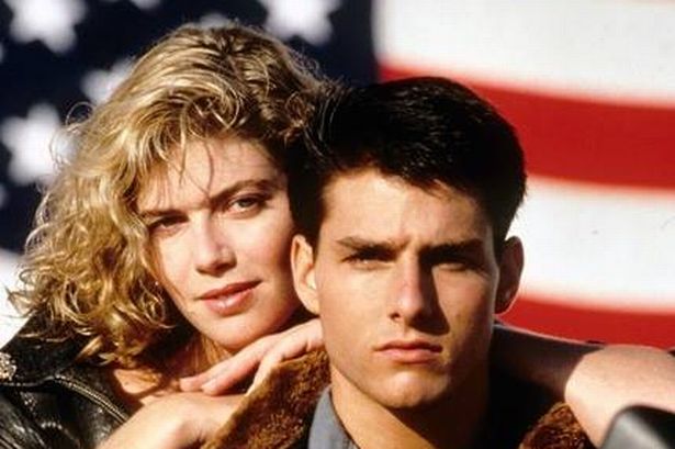 قام توم كروز وفال كيلمر بإعادة أدوارهما في Top Gun: Maverick في عام 2022