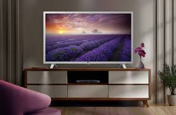 هذا تلفزيون LG الصغير ولكن الأنيق ما يقرب من 50 في المائة