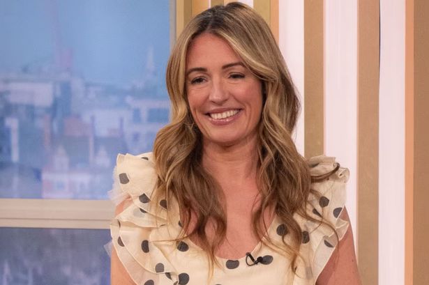 كان Cat Deeley مصدر إلهام شعر ميشيل 