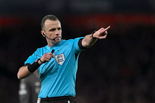 لندن ، المملكة المتحدة - 8 أبريل: يحكم إيرفان بيلجتو إيماءات خلال مباراة الدوري الأول في دوري أبطال أوروبا 2024/25 ربع النهائي بين آرسنال إف سي وريال مدريد CF في ملعب أرسنال في 8 أبريل 2025 في لندن ، إنجلترا. (تصوير Vince Mignott/Defodi الصور/defodi عبر Getty Images)