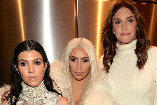 Kourtney Kardashian Slams Caitlyn Jenner باعتباره 