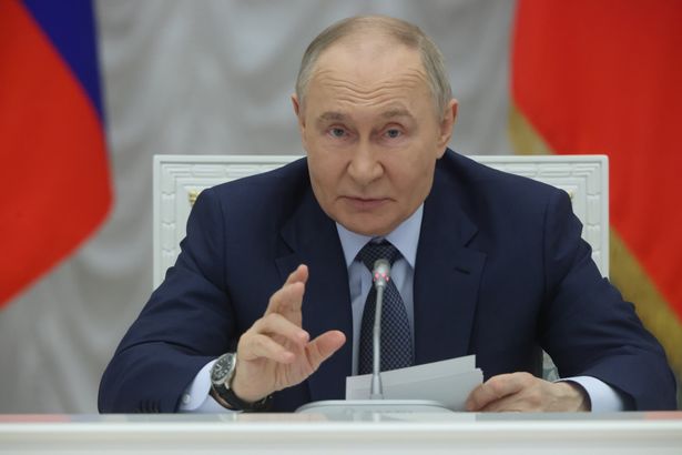 الرئيس الروسي فلاديمير بوتين خلال اجتماع في موسكو في 27 مايو