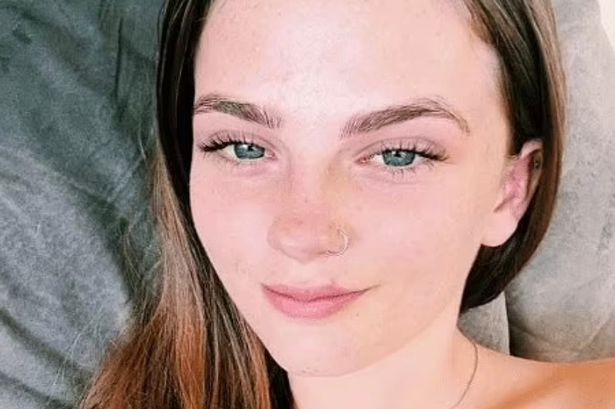 صورة فيوب أسقف