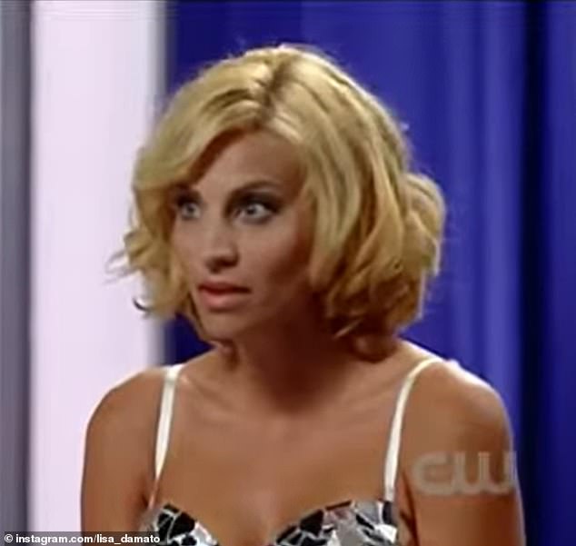 تم تصوير D'Amato حيث تم الإعلان عنها الفائزة بأعلى نموذج America Next: All Stars في عام 2011
