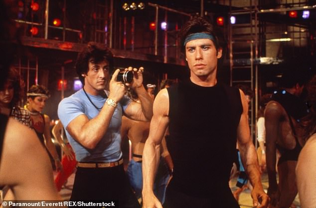 تم تصوير Travolta في عام 1983 البقاء على قيد الحياة مع سيلفستر ستالون