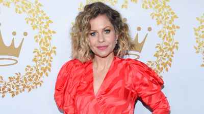 Candace Cameron Bure يتفوق على مدى سنوات حيث يقفون الآن