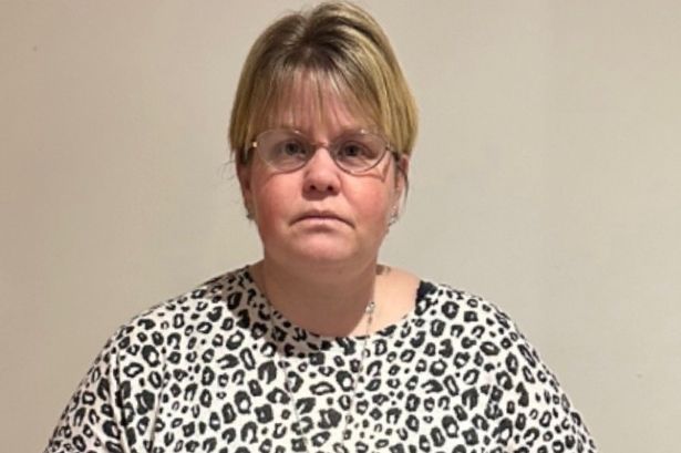 تزن كاتي 17 حجرًا قبل أن تبدأ النظام الغذائي