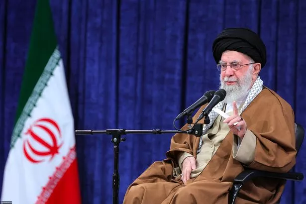 صورة للزعيم الأعلى الإيراني آية الله علي خامني
