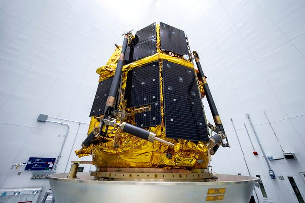المرونة القمرية Lander قبل إطلاقها