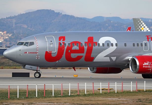 رحلة JET2 على المدرج