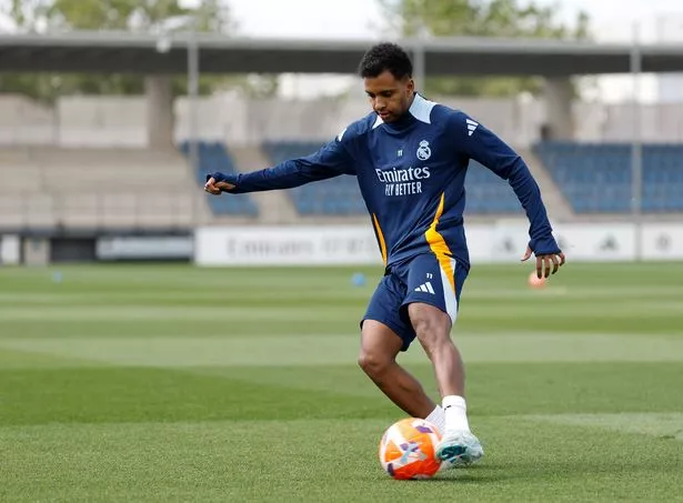 تدريب Rodrygo في Ground Valdebebas Training.