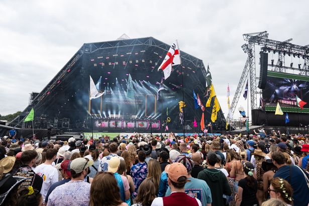 كشف مهرجان Glastonbury عن التشكيلة الكاملة ، المقرر في نهاية يونيو 2025