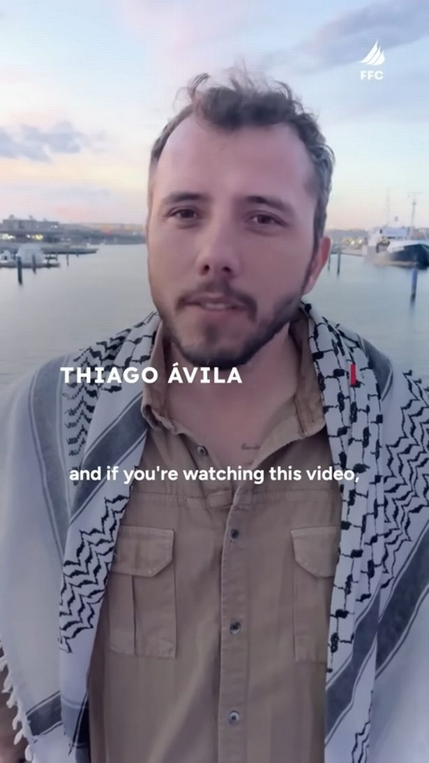 تياجو أفيلا هو أبي ابنة عمرها 6 أشهر