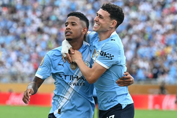 سجل Phil Foden و Savinho كلاهما في الشوط الثاني لمدينة Man City