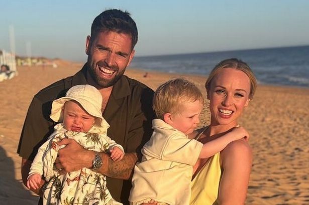 يفتح Jorgie Porter عن كونه أم من اثنين تحت الثالثة