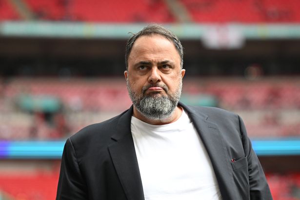 غير إيفانجيلوس ماريناكيس دوره في نوتنغهام فورست لضمان أن يلعبوا في أوروبا