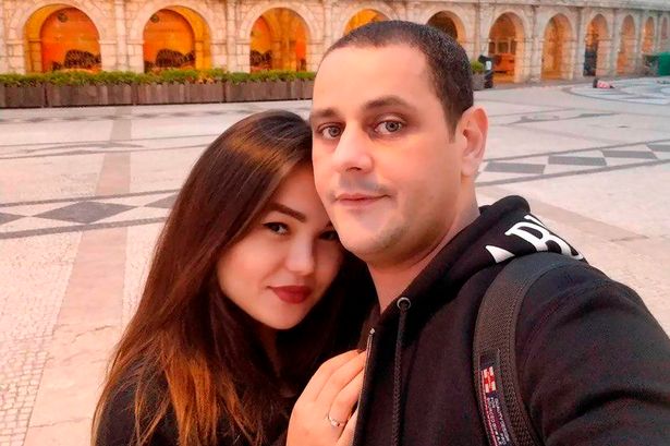 الطيار البريطاني محمد باراكات وزوجته السابقة في روما