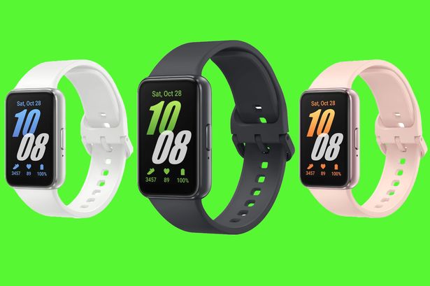 ساعة Samsung Galaxy Fit3 الذكية 