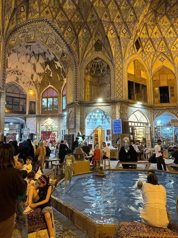 مكان السوق