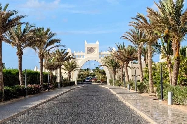 بوابات المدخل إلى منتجع ريو كارامبوا في بوا فيستا