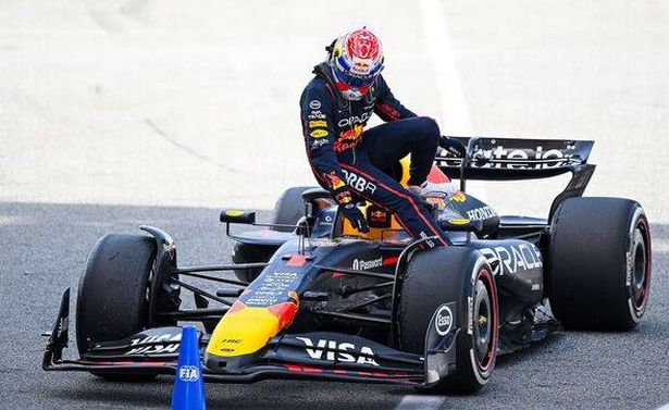 Verstappen يخرج من ريد بُل
