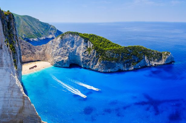 Zakynthos Shipwreck Beach. Navagio Bay Panorama. الماء الأزرق. الجذب السياحي.