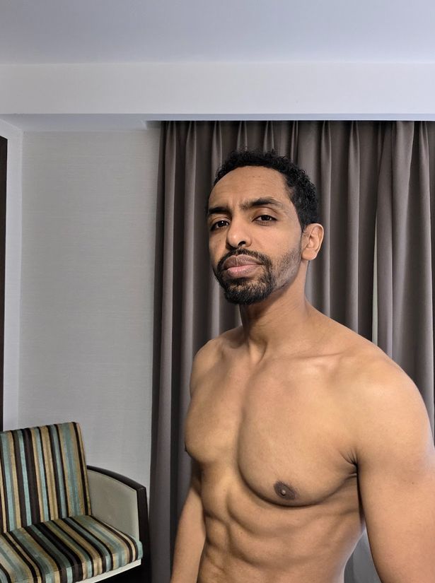 يساعد Adib الآن الآخرين على تحقيق أهداف اللياقة البدنية الخاصة بهم