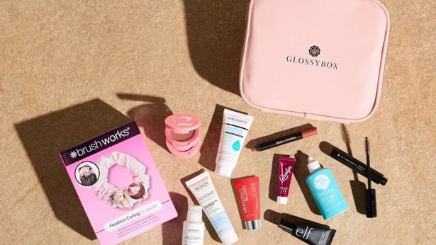 Travel Beauty Kit Limited Edition.