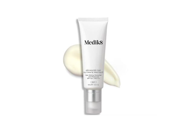 MEDIK8 يوم متقدم في نهاية المطاف حماية SPF50+