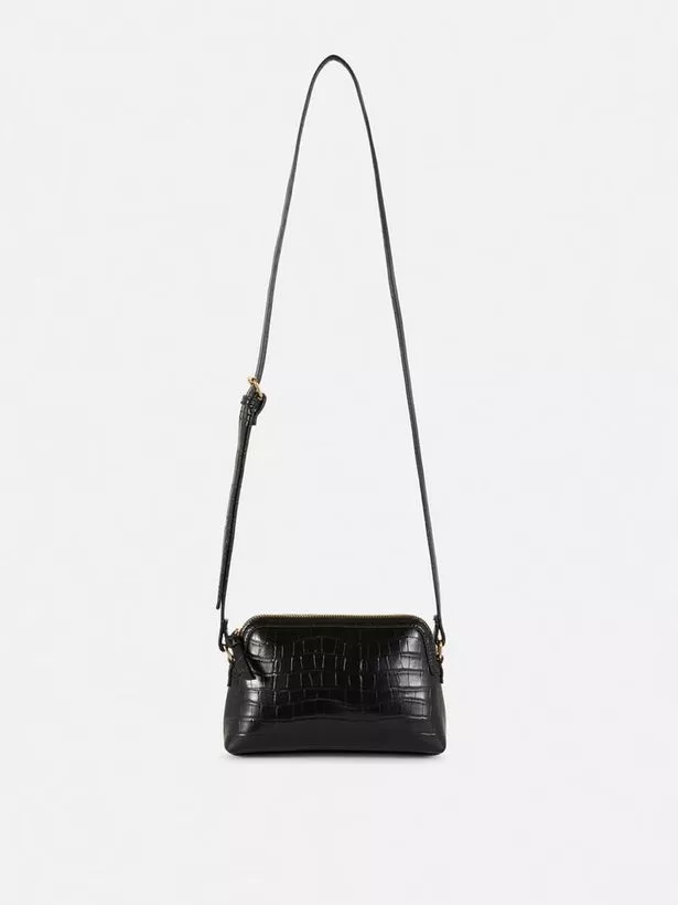 حقيبة Crossbody Top Crossbody من قبل Primark