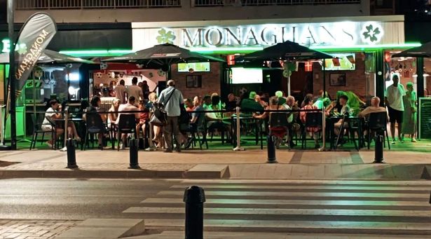 Monaghans Bar في Fuengirola