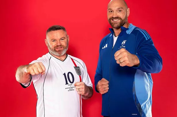 سوف يتعاون Tyson Fury و Wayne Rooney في مساعدة كرة القدم لهذا العام