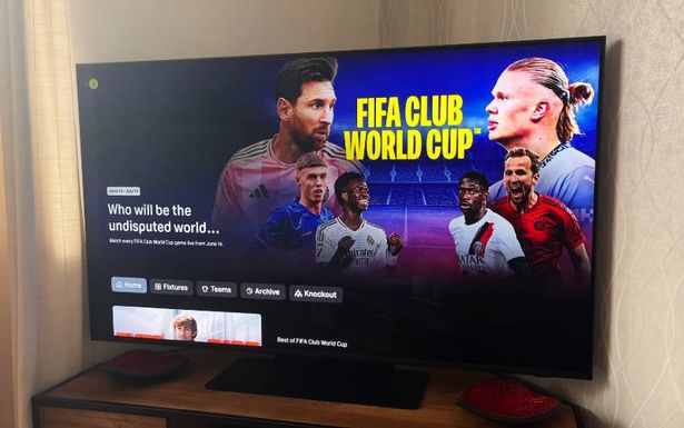 تلفزيون يعرض صفحة النادي العالمي على Dazn