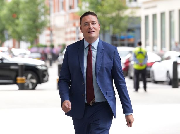 قال Wes Streeting: 