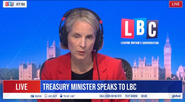 كانت إيما رينولدز على راديو LBC لترويج حزمة تمويل بقيمة مليار جنيه إسترليني لتحسين اتصالات النقل
