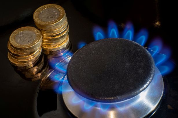 انخفض سقف سعر Ofgem ولكن يتم حث تلك المتعرجة المتغيرة على التفكير في التبديل