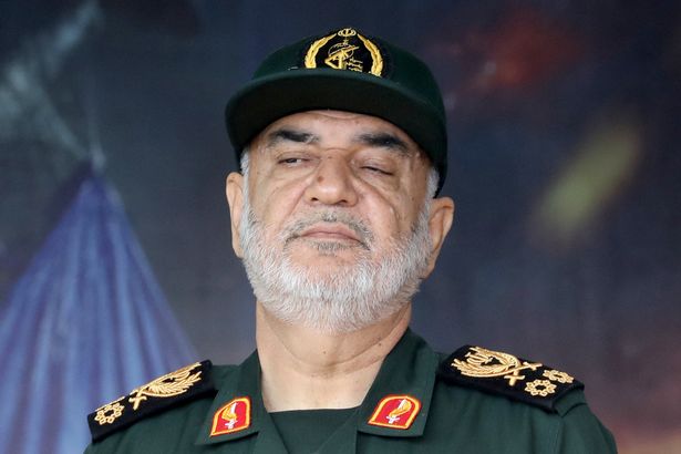 الجنرال حسين سلامي يخشى الموت