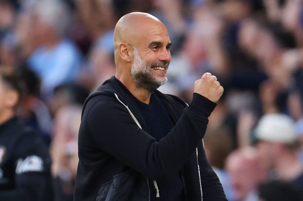 مانشستر ، إنجلترا - 20 مايو: يحتفل مدير Pep Guardiola في مانشستر سيتي بالهدف الثاني خلال مباراة الدوري الممتاز بين مانشستر سيتي وورنموث في استاد الاتحاد في 20 مايو 2025 في مانشستر ، إنجلترا. (تصوير مولي دارلينجتون/كوبا/غيتي إيمس)