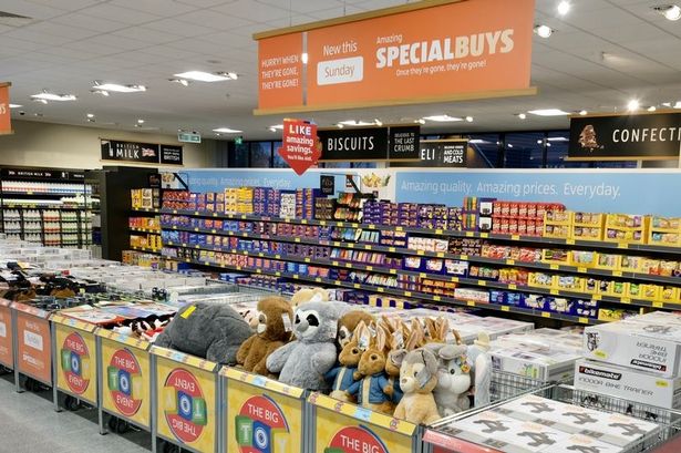يكتشف المتسوقون في Aldi Instagram SpecialBuys Instagram غير المعروف والذي يشارك العناصر مبكرًا
