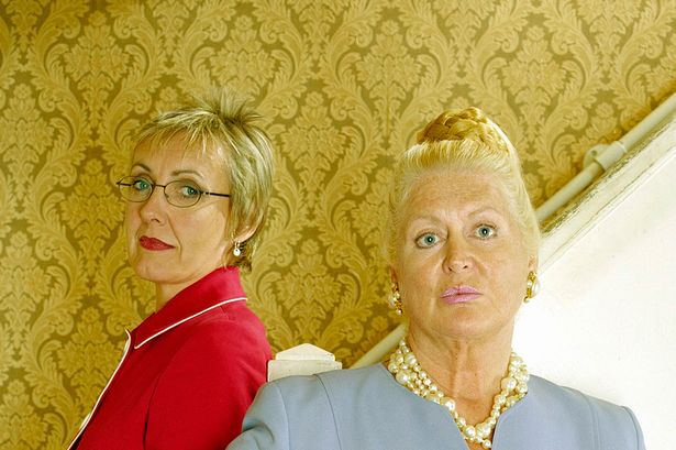 Aggie McKenzie و Kim Woodburn