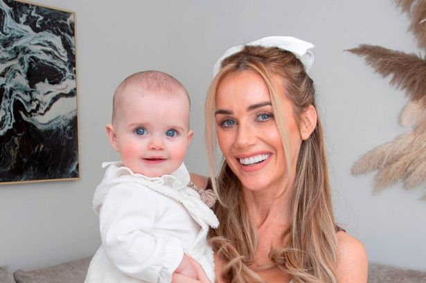 Love Island's Laura Anderson تأخذ انتقادًا في غاري لوسي في عيد الأب