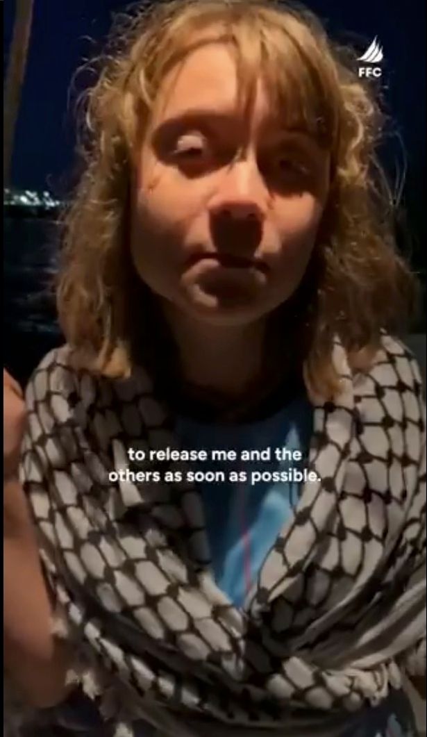 أخبرت غريتا ثونبرغ كيف تم اعتراض القارب
