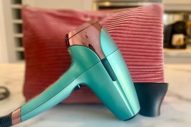 لقد غيرت مجفف شعر GHD هذا تمامًا الطريقة التي أقوم بها بشعري 