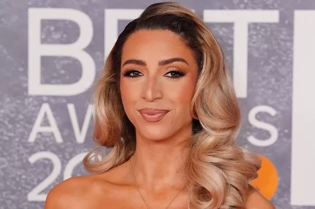 سيكون GK Barry على شاشات في وقت لاحق من هذا العام لعرض جديد