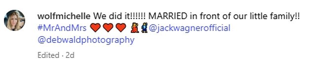 'فعلنا ذلك !!!!!! متزوج أمام عائلتنا الصغيرة !! #Mrandmrs ♥ ️ ♥ ️ ♥ ️ ، كتب الذئب على Instagram