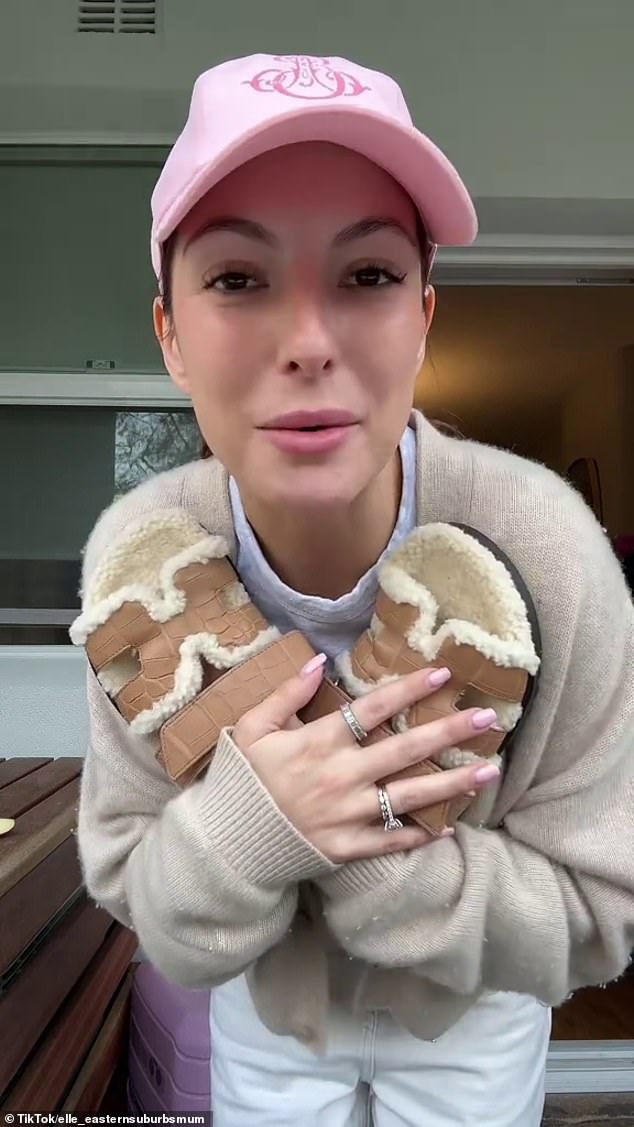 انتقلت Elle Salagaras إلى حسابها الشهير Tiktok 'Easternsuburbsmum' لتكشف أنها أسقطت 13155 دولارًا على الأحذية لأنها لم تدرك مقدار تكلفتها