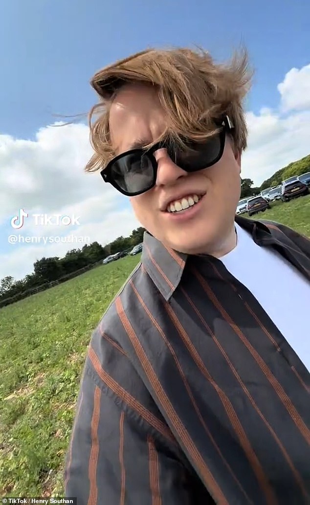 صاغ في تعليق مقطع الفيديو الخاص به المنشور على Tiktok يوم الثلاثاء: كانت حانة Jeremy Clarkson مثيرة للاهتمام