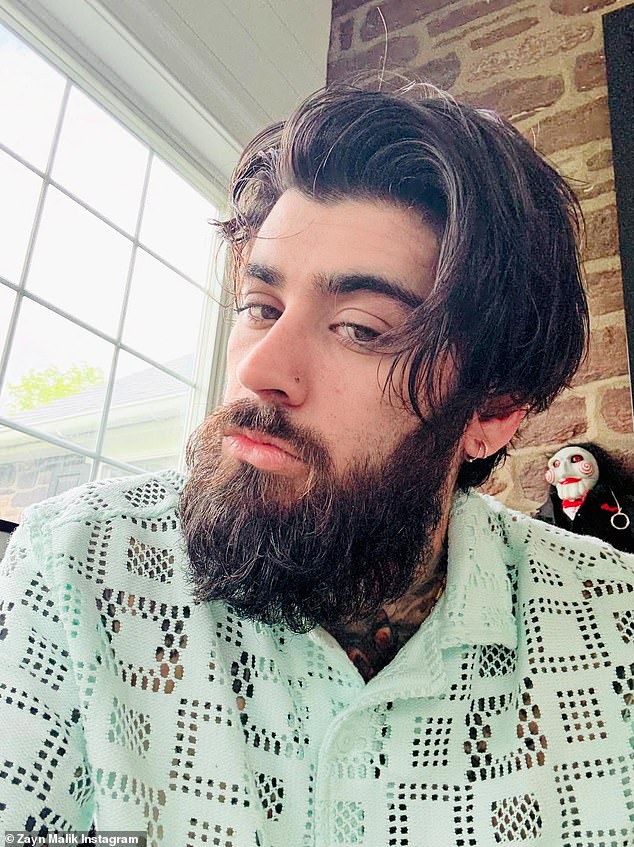 حديد و Babydaddy Zayn Malik (في الصورة في 30 مايو) تأكد من اكتشاف جداول الحضانة قبل أشهر